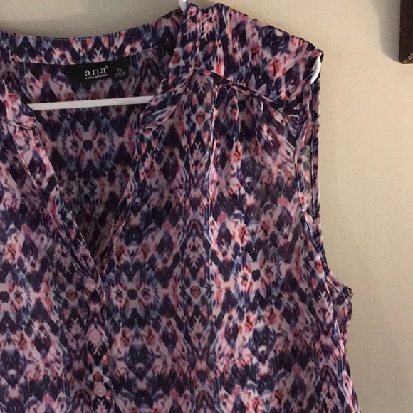 Made by a.n.a. Pretty navy blue and burgundy top. - Picture 6 of 7